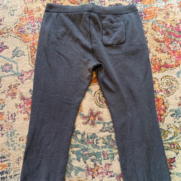 Abercrombie and Fitch sweatpants - Picture 2 of 5